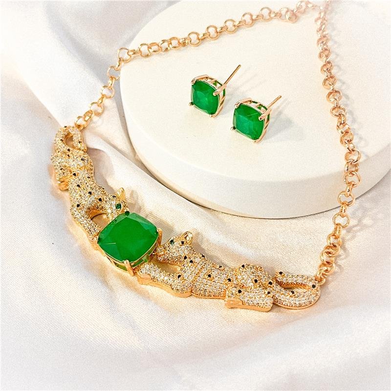 CONJUNTO COM ZIRCONIA