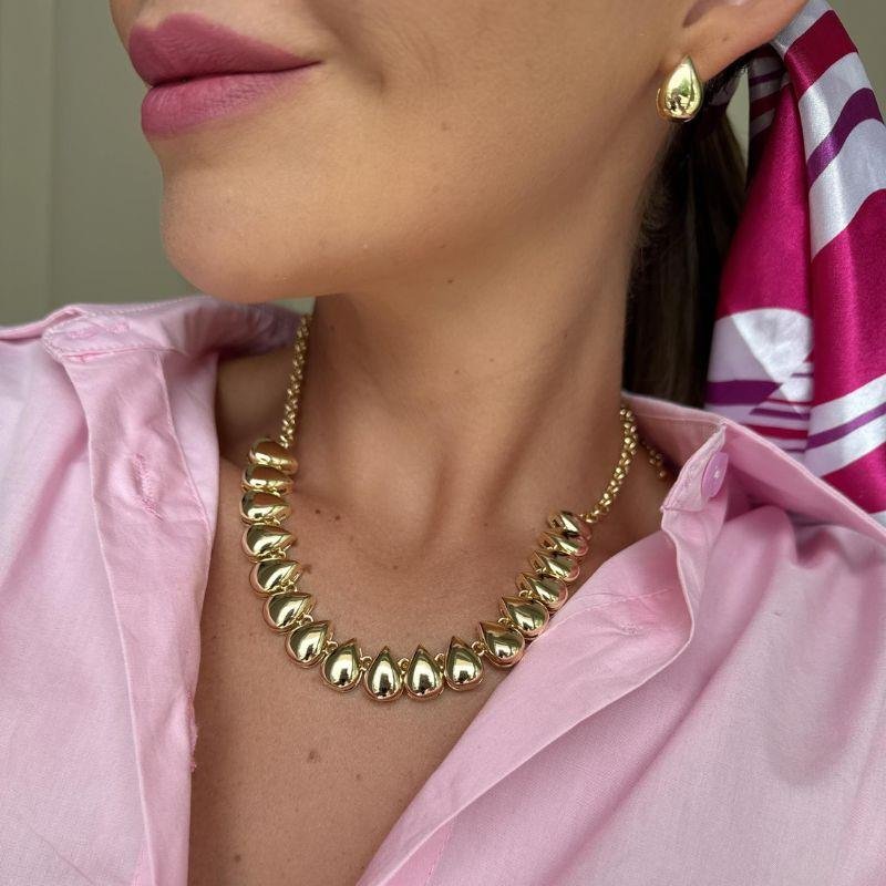 CONJUNTO FOLHEADO A OURO COM BRILHO ESPELHADO 