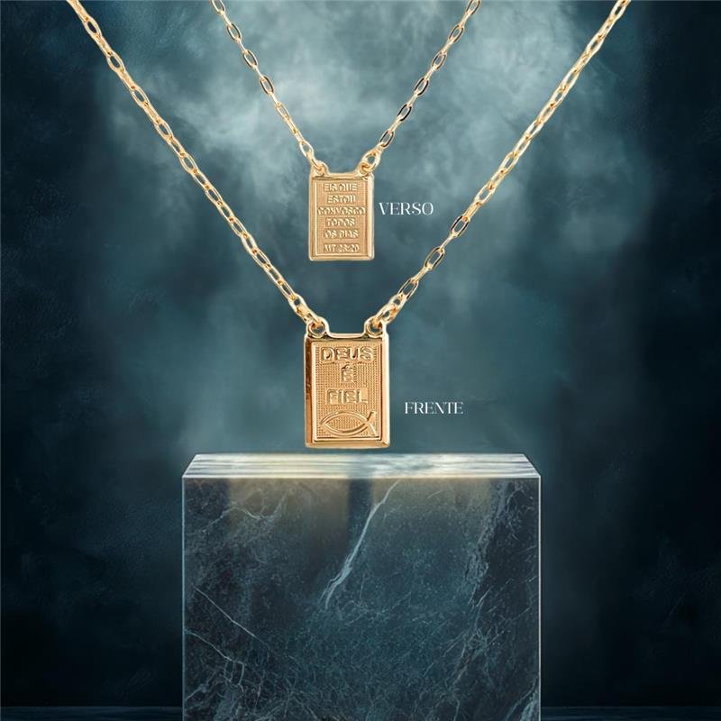 ESCAPULÁRIO DEUS É FIEL COM VERSÍCULO BÍBLICO FOLHEADO A OURO