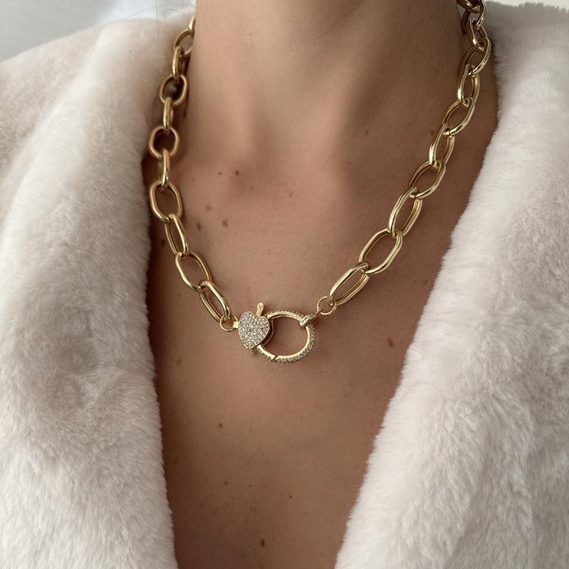 GARGANTILHA LISA COM FECHO CRAVEJADO