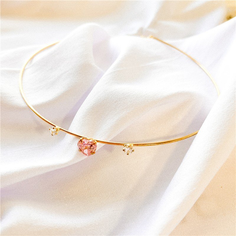 GARGANTILHA ARO FIO LISO C/ CORACAO DE ZIRCONIA CRISTAL