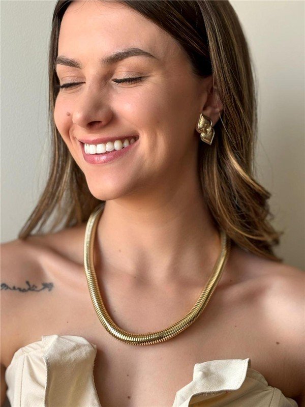 GARGANTILHA LISA COM FCHO BOIA