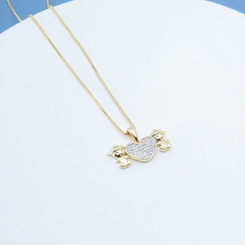 GARGANTILHA DOIS MENINOS C/ CORACAO NO MEIO