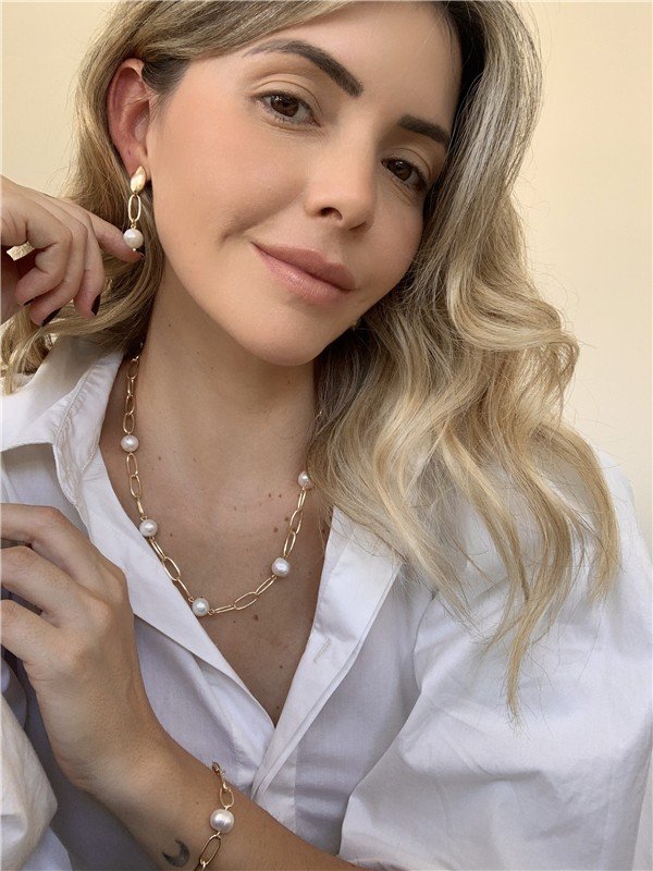 GARGANTILHA COM PEROLA