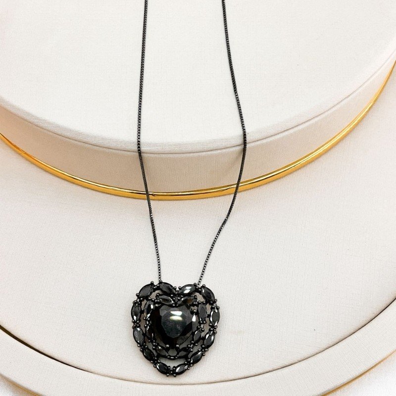 GARGANTILHA CORACAO PRETO 29MM